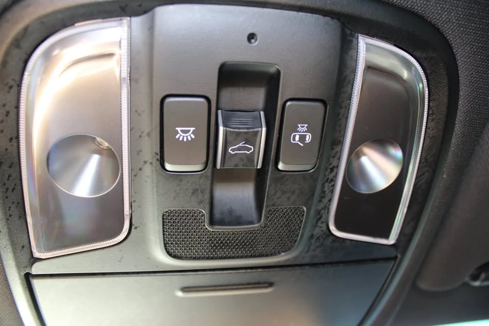 2021 Kia Stinger GT - Image 17 of 19