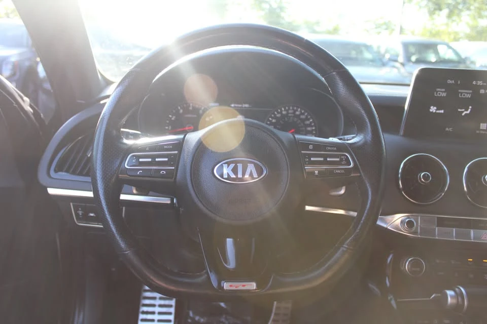 2021 Kia Stinger GT - Image 10 of 19