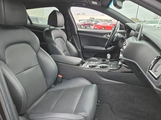 2021 Kia Stinger GT - Image 15 of 20