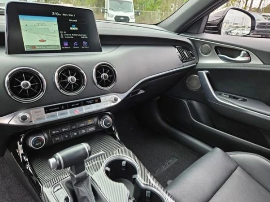 2021 Kia Stinger GT - Image 16 of 20