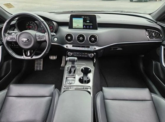 2021 Kia Stinger GT - Image 11 of 20