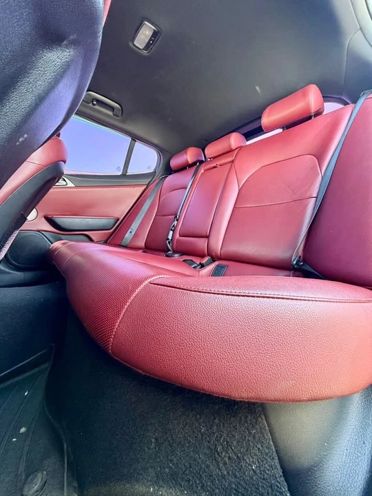 2021 Kia Stinger GT - Image 10 of 12