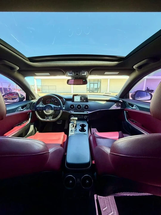 2021 Kia Stinger GT - Image 5 of 12