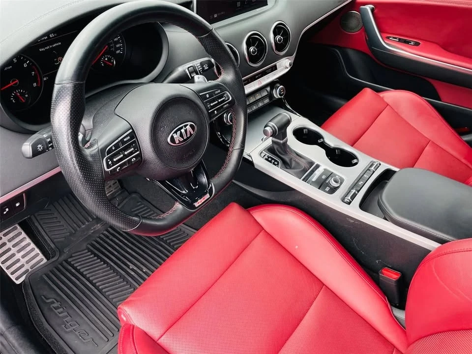 2021 Kia Stinger GT - Image 8 of 10
