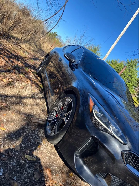 2021 Kia Stinger GT - Image 2 of 6