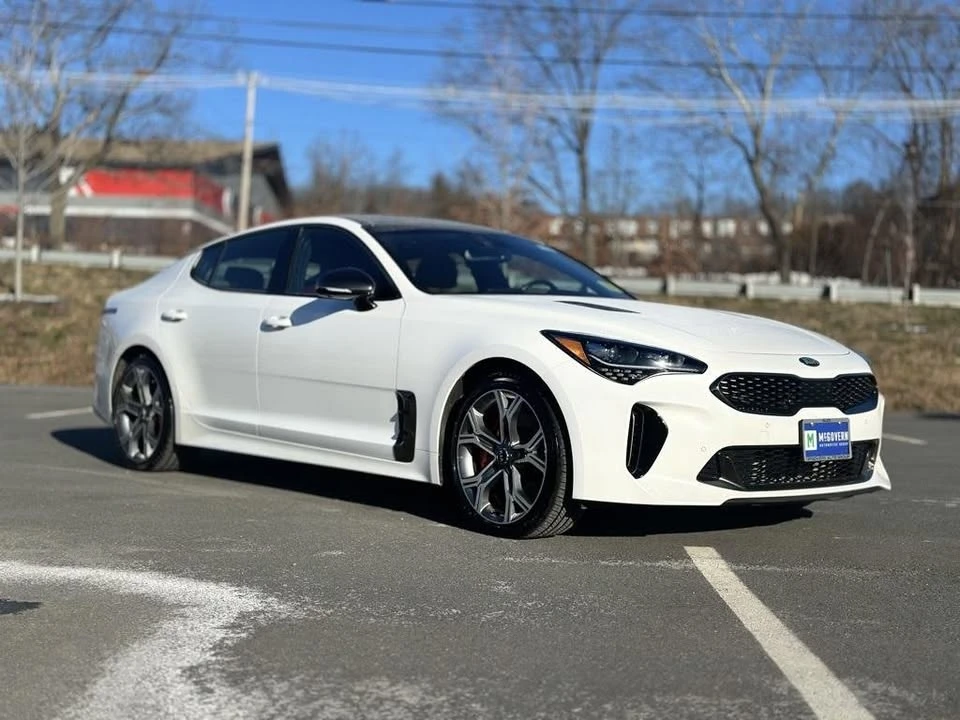 2021 Kia Stinger GT - Image 9 of 20