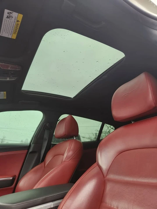 2021 Kia Stinger GT - Image 11 of 18