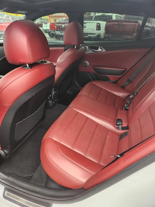 2021 Kia Stinger GT - Image 12 of 18