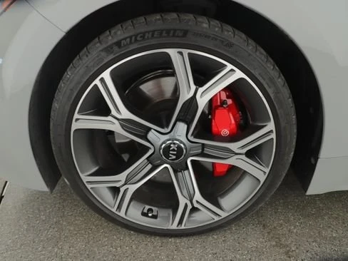 2021 Kia Stinger GT - Image 6 of 20