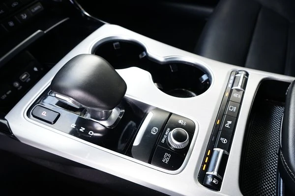 2021 Kia Stinger GT - Image 17 of 20