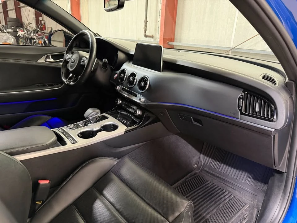 2021 Kia Stinger GT - Image 9 of 19