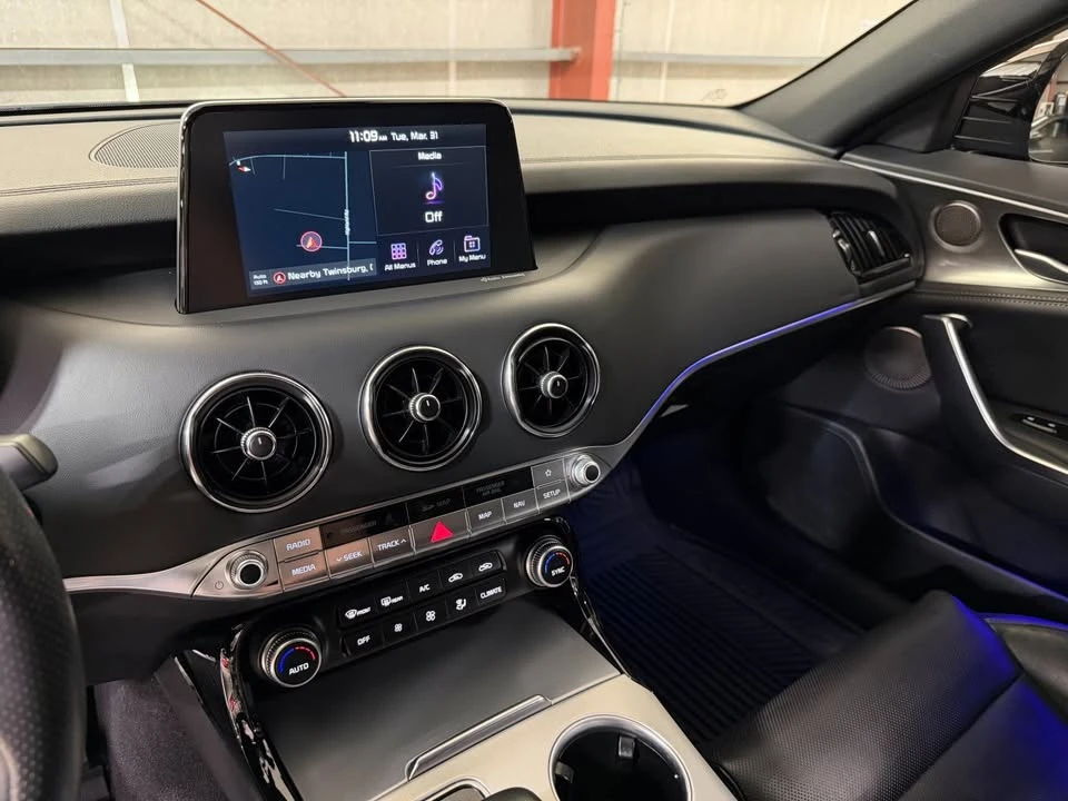 2021 Kia Stinger GT - Image 7 of 19