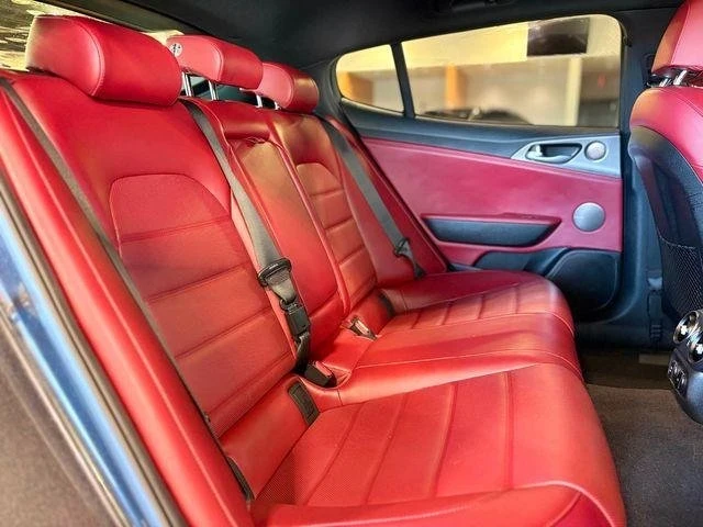 2021 Kia Stinger GT - Image 13 of 19