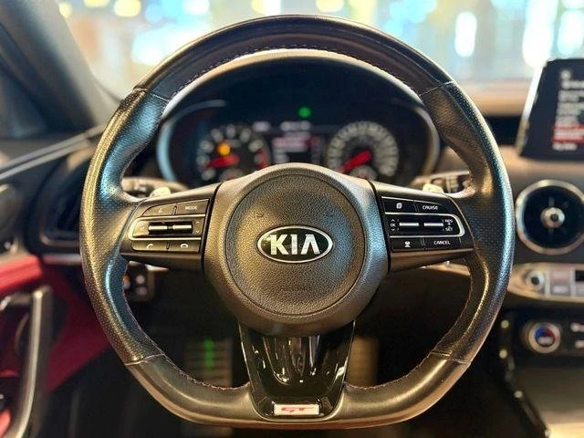 2021 Kia Stinger GT - Image 15 of 19