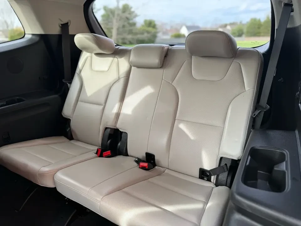 2021 Kia Telluride - Image 15 of 17