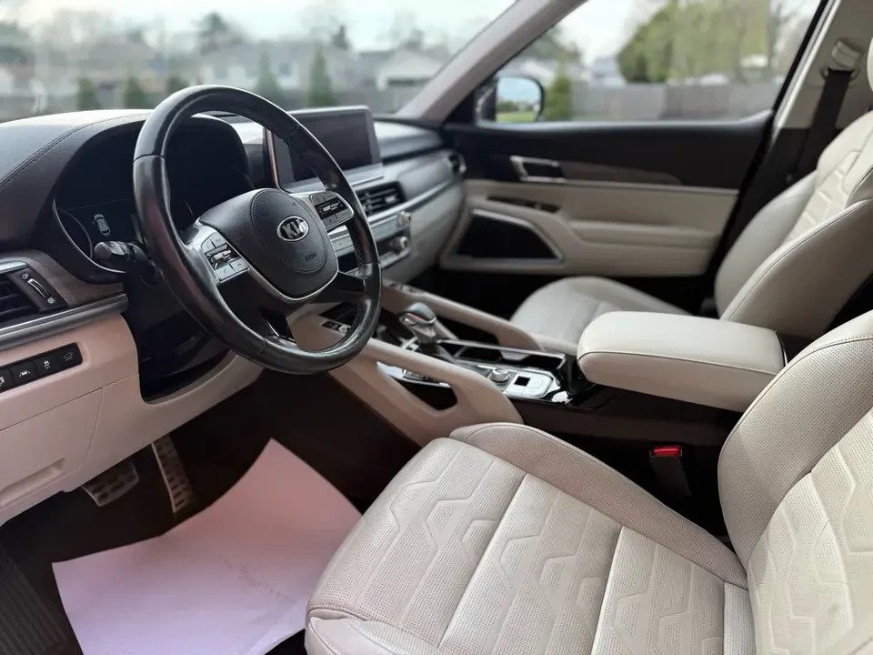 2021 Kia Telluride - Image 12 of 17