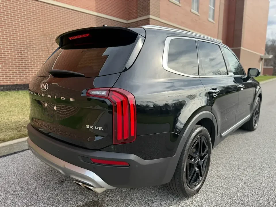 2021 Kia Telluride - Image 5 of 17