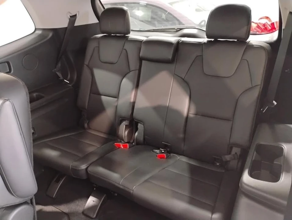 2021 Kia Telluride - Image 14 of 20
