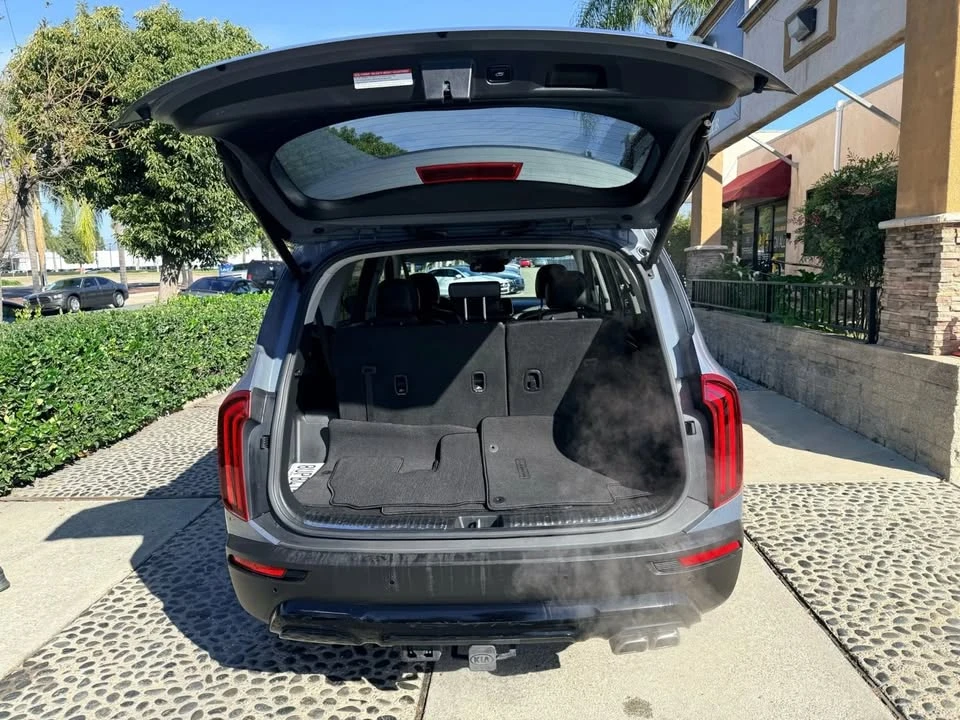 2021 Kia Telluride - Image 14 of 19