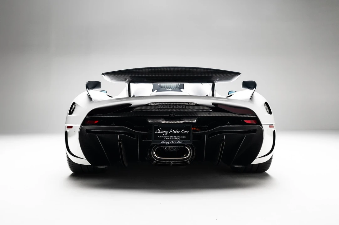 2021 Koenigsegg Regera - Image 9 of 31
