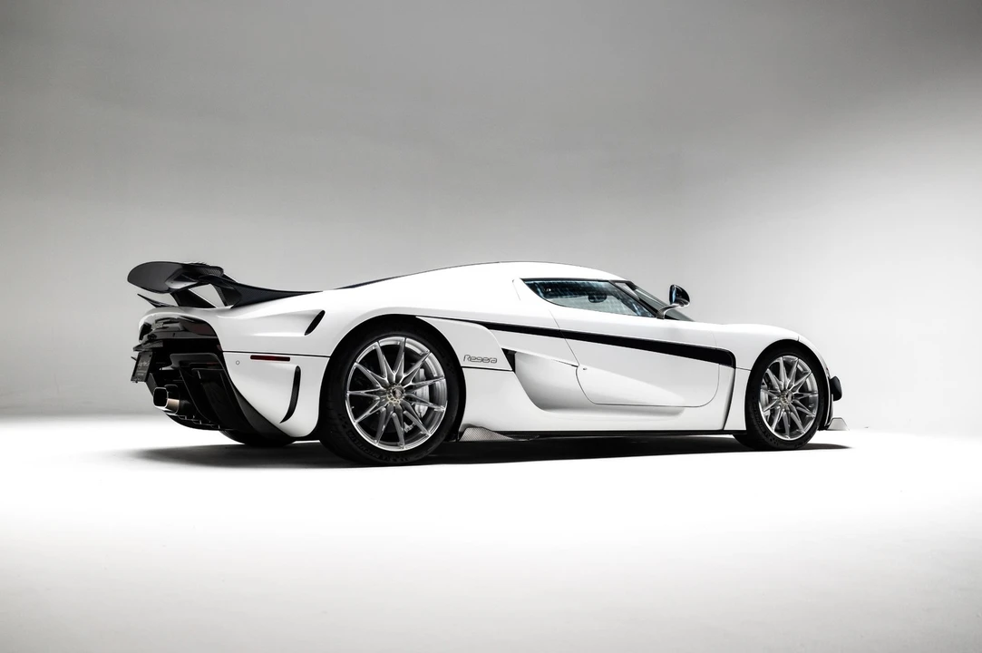 2021 Koenigsegg Regera - Image 10 of 31