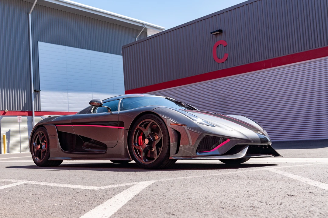 2021 Koenigsegg Regera - Image 2 of 31