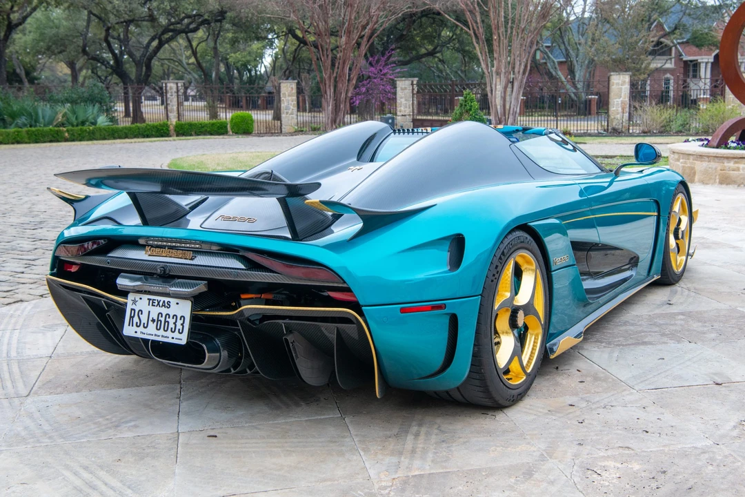 2021 Koenigsegg Regera - Image 15 of 31