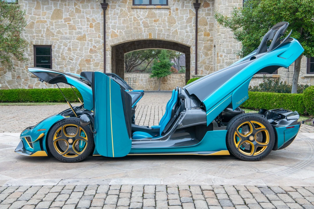 2021 Koenigsegg Regera - Image 23 of 31