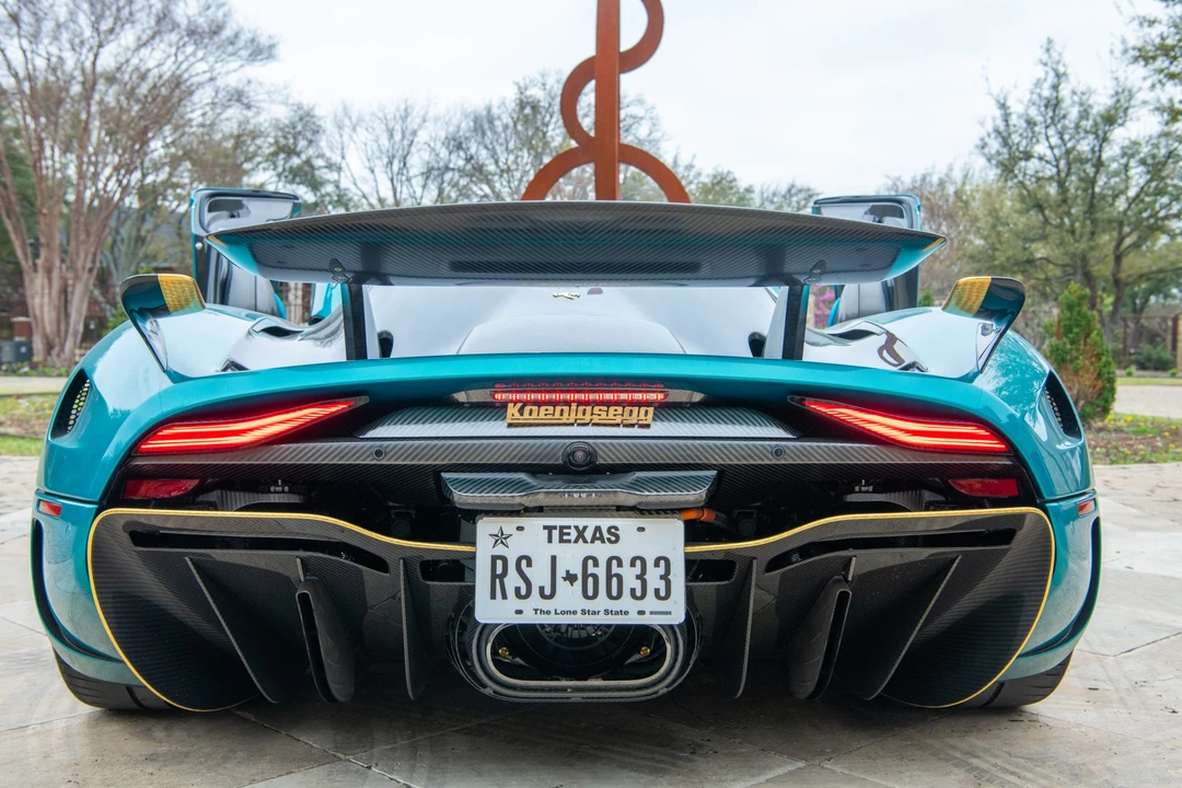2021 Koenigsegg Regera - Image 18 of 31