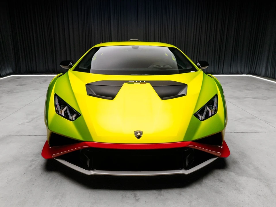2021 Lamborghini - Image 13 of 31