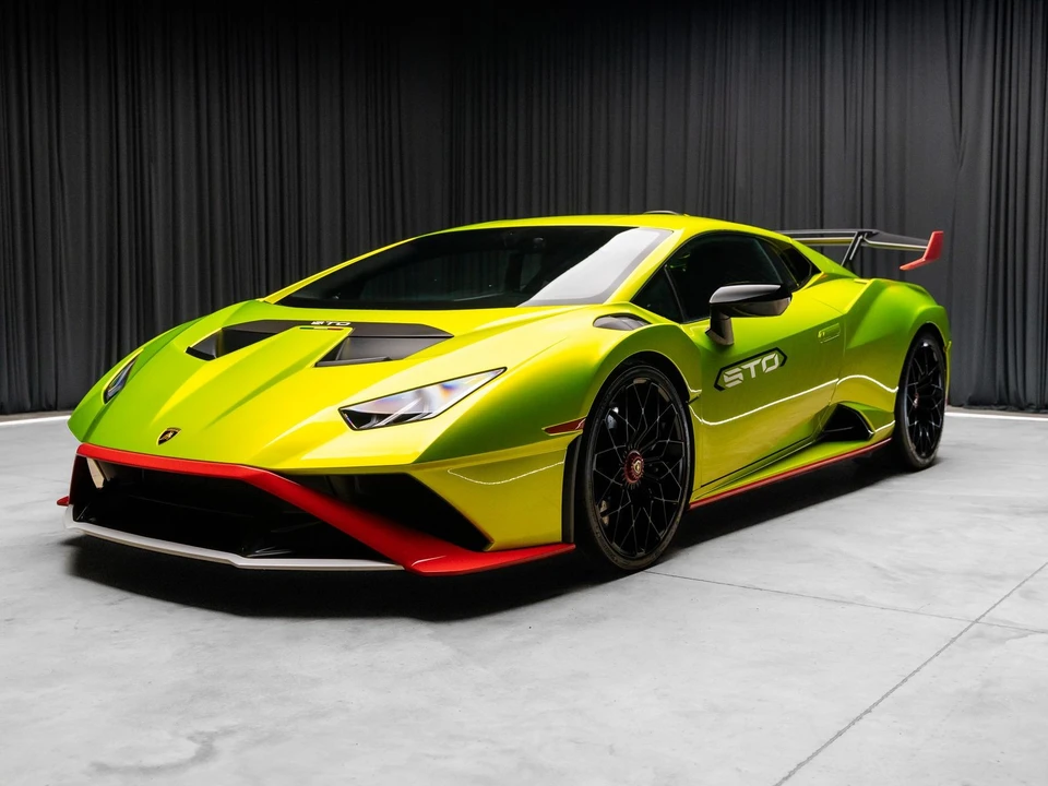 2021 Lamborghini - Image 28 of 31