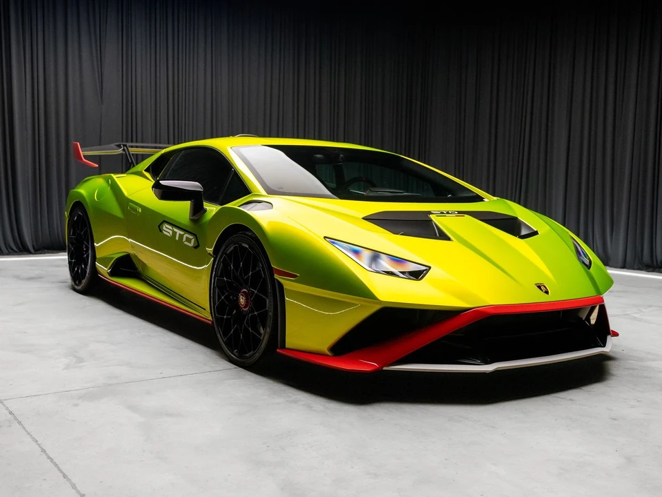 2021 Lamborghini - Image 20 of 31