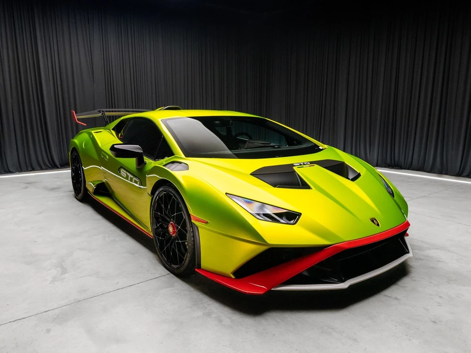 2021 Lamborghini - Image 12 of 31