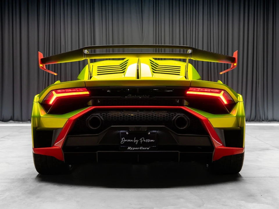 2021 Lamborghini - Image 5 of 31
