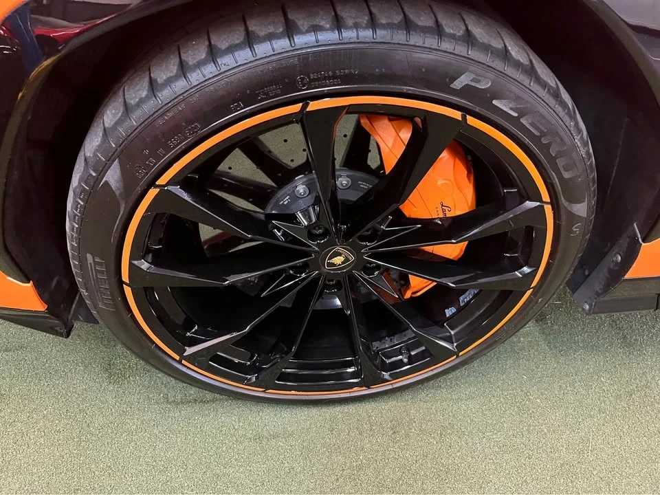 2021 Lamborghini Urus - Image 3 of 10
