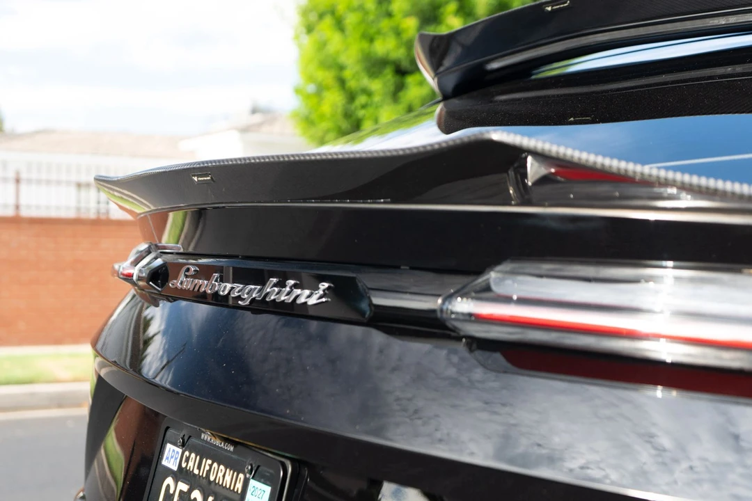 2021 Lamborghini Urus - Image 26 of 31