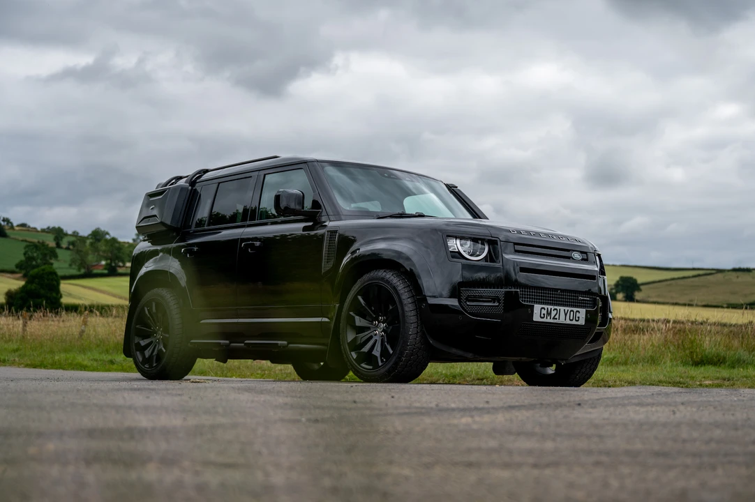 2021 Land Rover Defender 110 - Image 13 of 31