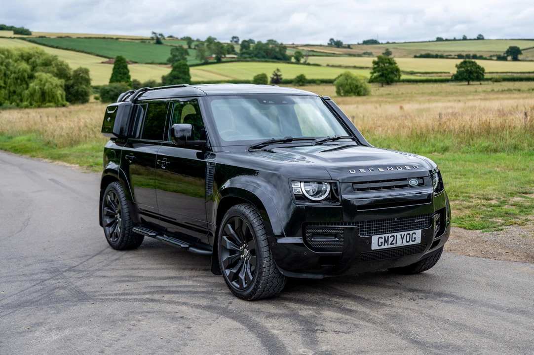 2021 Land Rover Defender 110 - Image 12 of 31