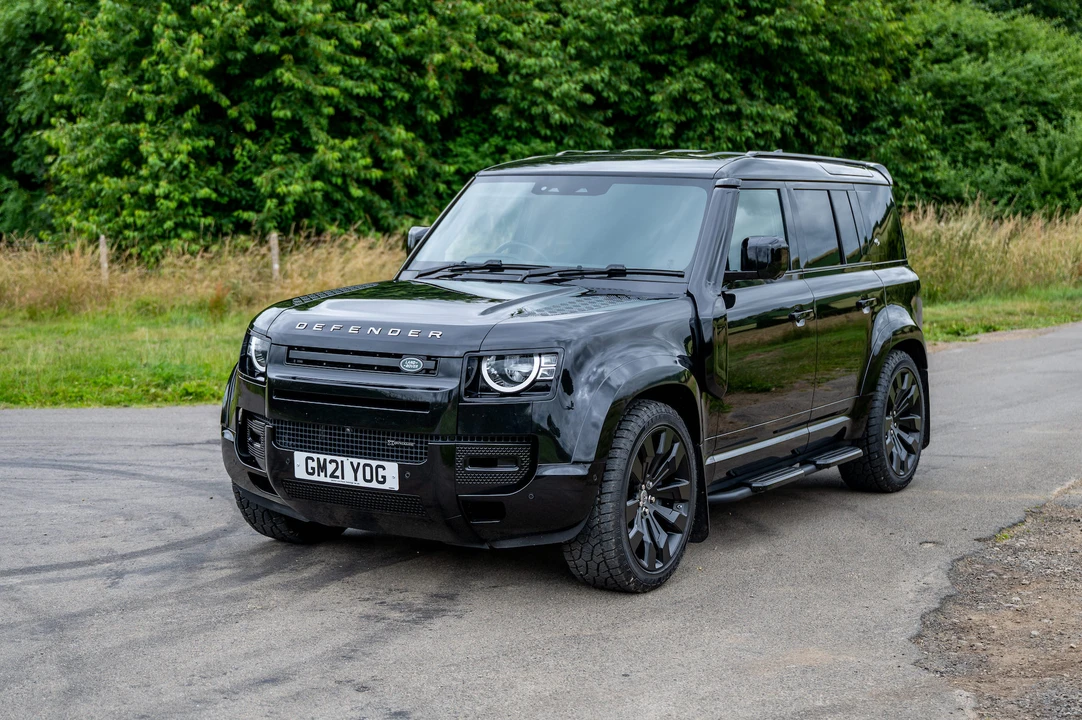 2021 Land Rover Defender 110 - Image 10 of 31