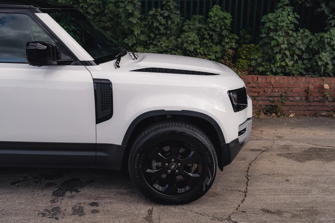 2021 Land Rover Defender L663 - Image 22 of 31
