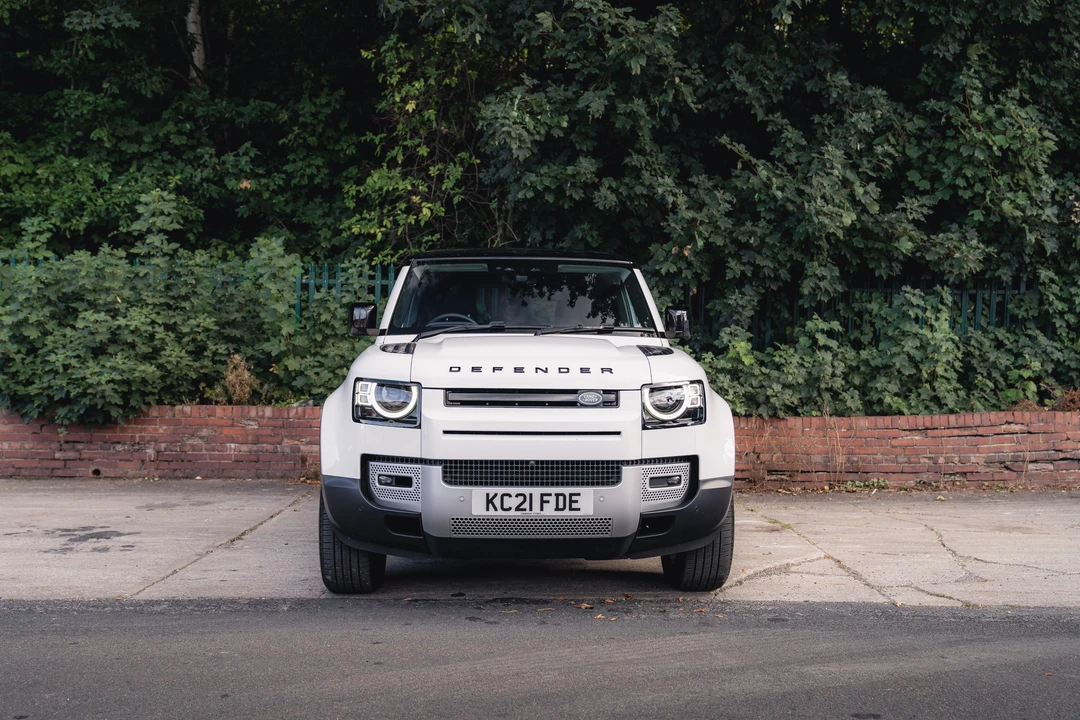 2021 Land Rover Defender L663 - Image 3 of 31