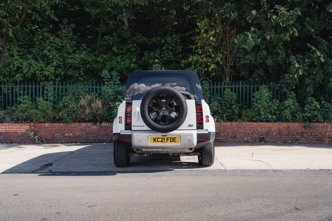 2021 Land Rover Defender L663 - Image 13 of 31