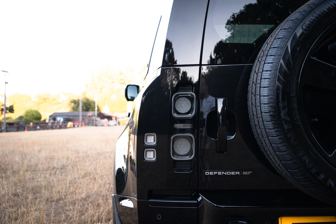 2021 Land Rover Defender 110 - Image 29 of 31
