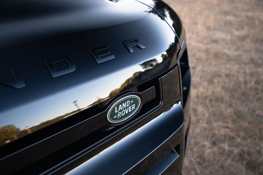 2021 Land Rover Defender 110 - Image 22 of 31