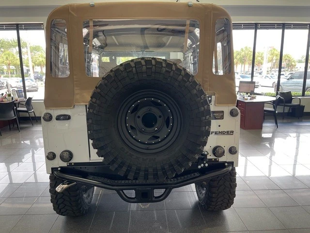 2021 Land Rover Defender L663 - Image 4 of 31