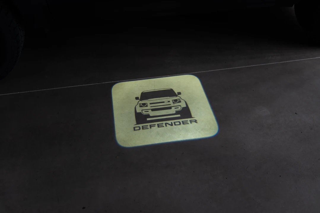 2021 Land Rover Defender 90 - Image 25 of 31