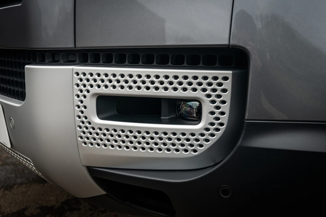 2021 Land Rover Defender 90 - Image 21 of 31