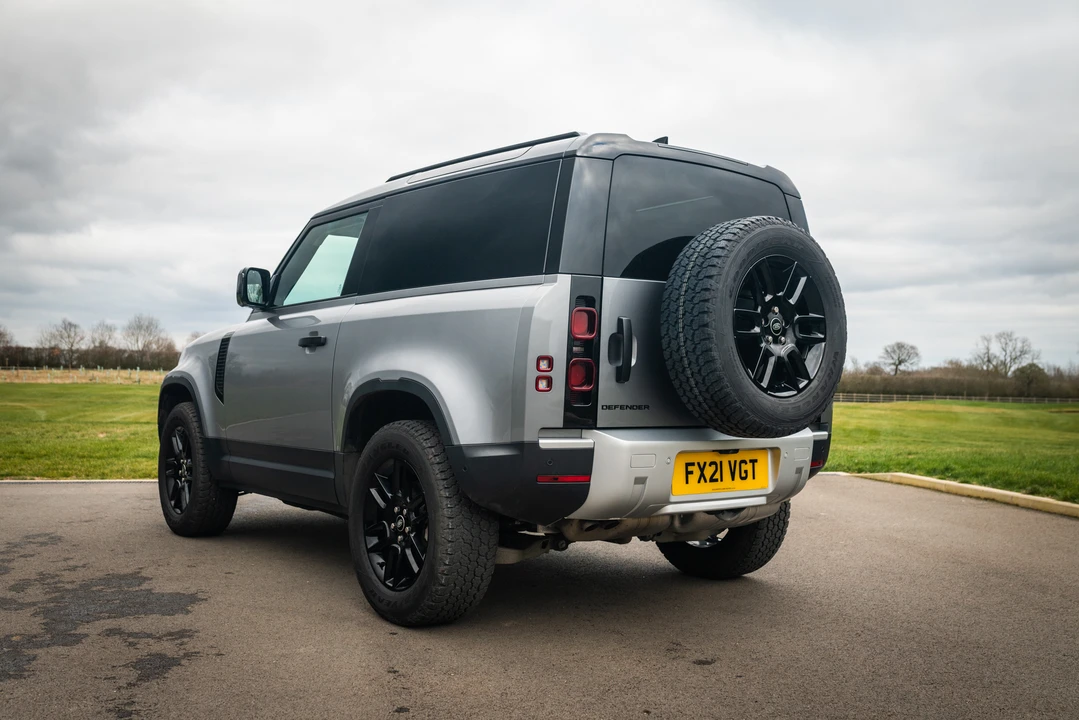 2021 Land Rover Defender 90 - Image 8 of 31