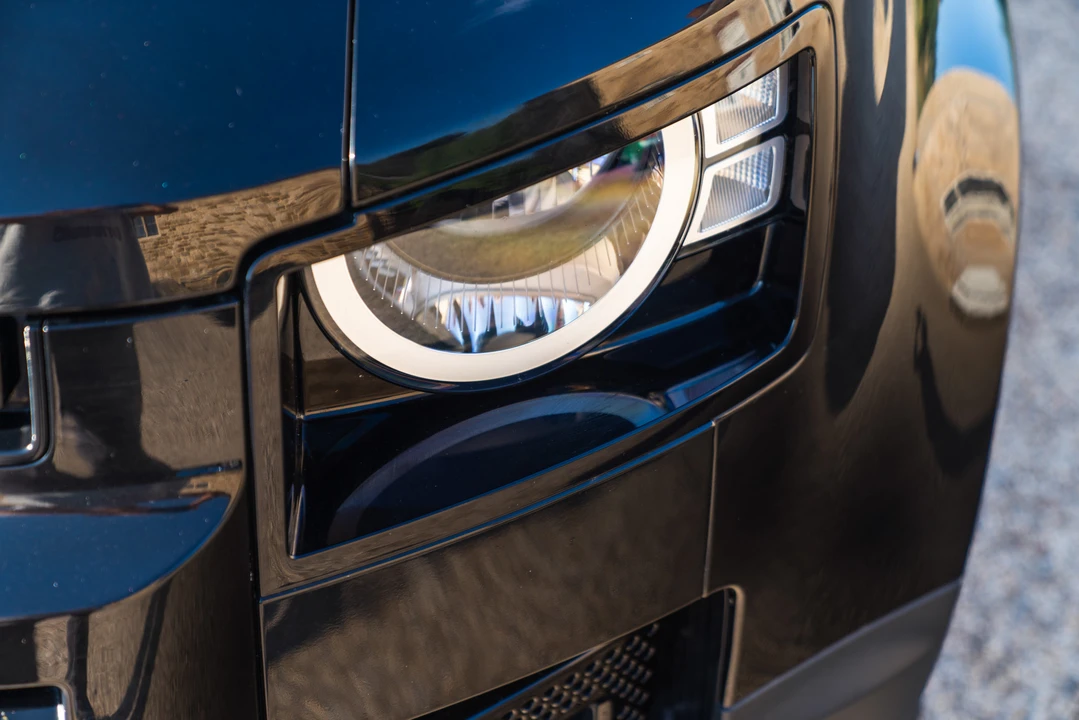 2021 Land Rover Defender 90 - Image 22 of 31