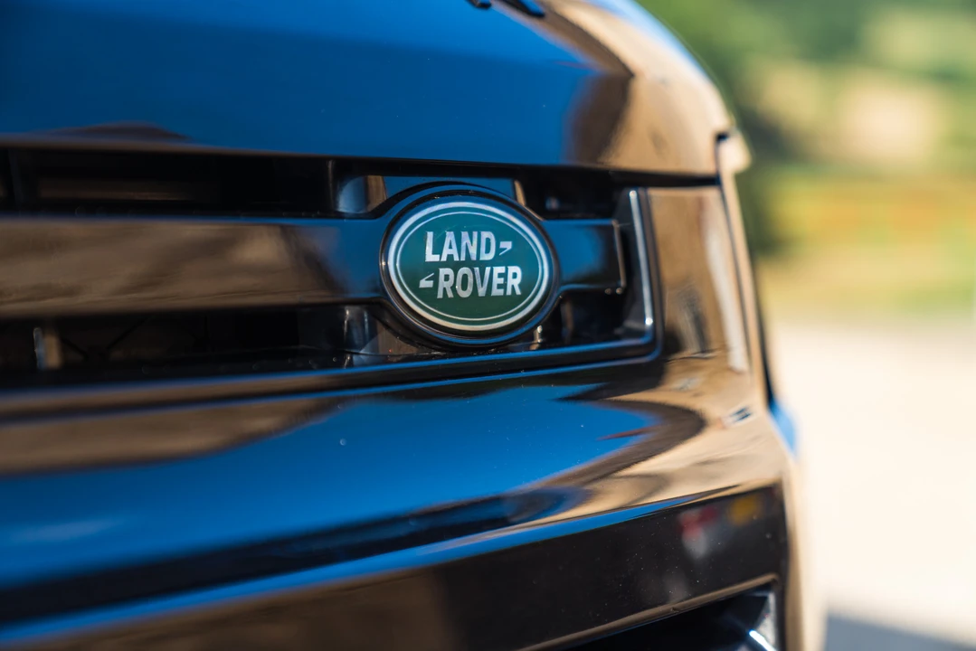 2021 Land Rover Defender 90 - Image 27 of 31